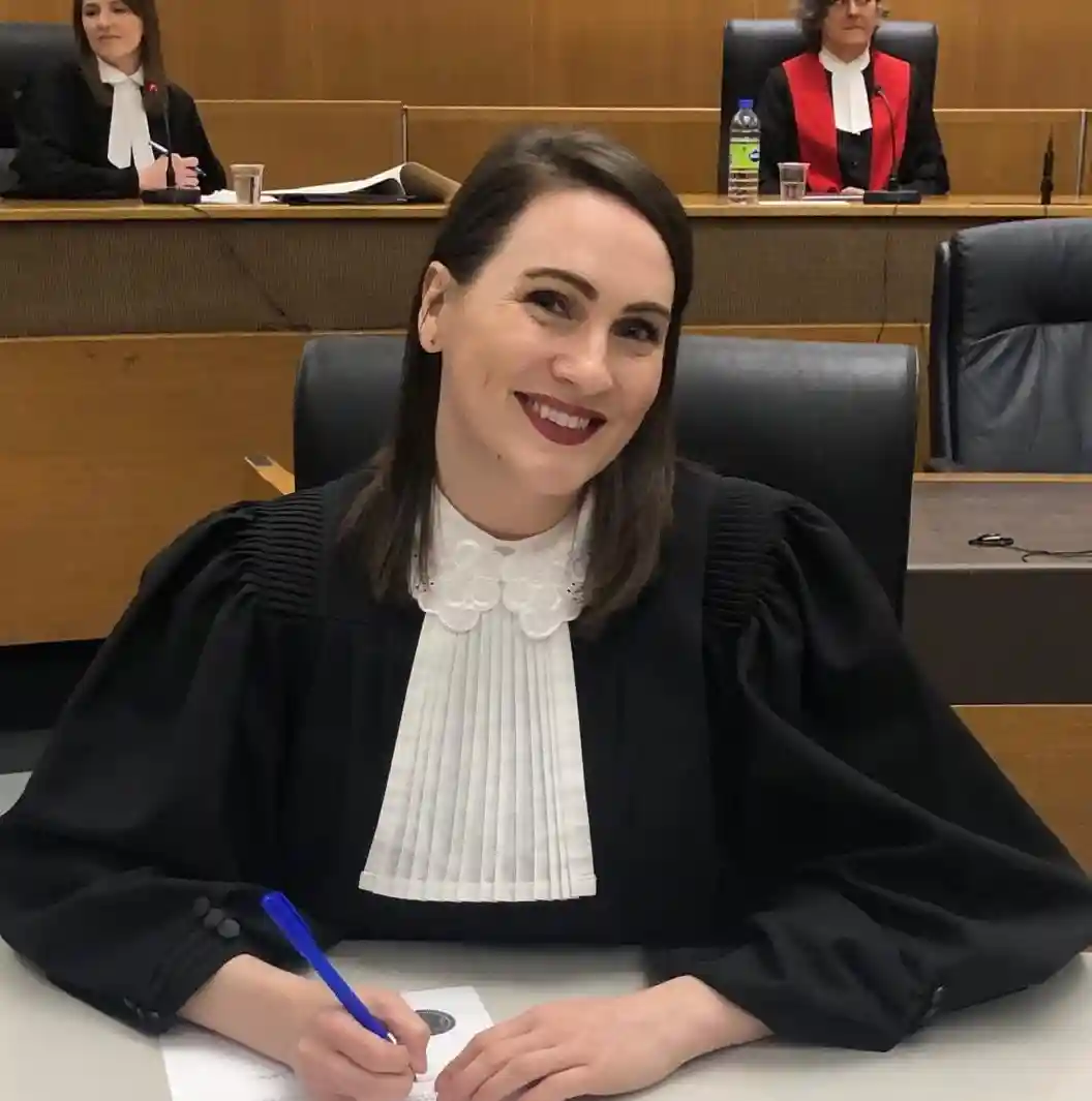 Julia Green profile picture